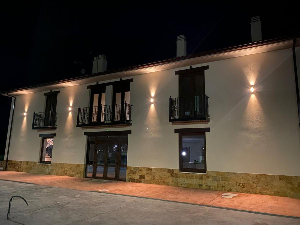 Albergue La Huella San Martin del Camino Exterior photo